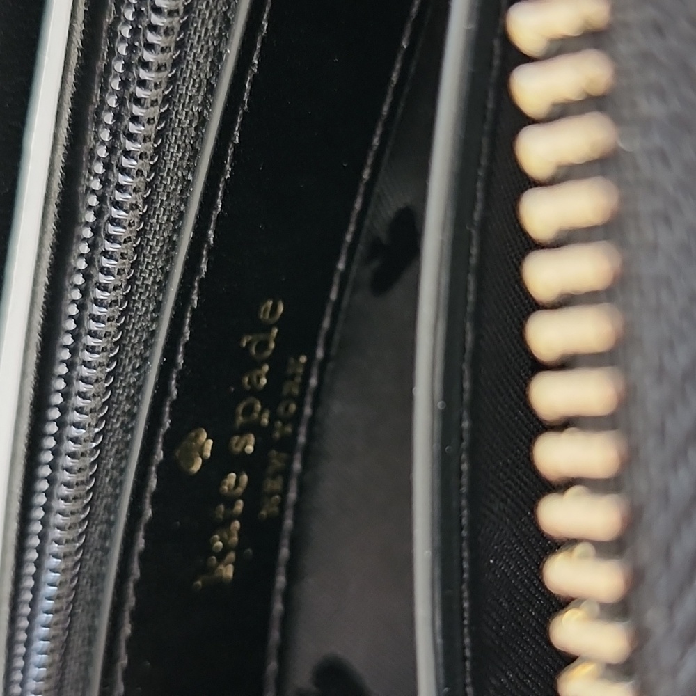 Kate Spade Wallet - Picture 7 of 8